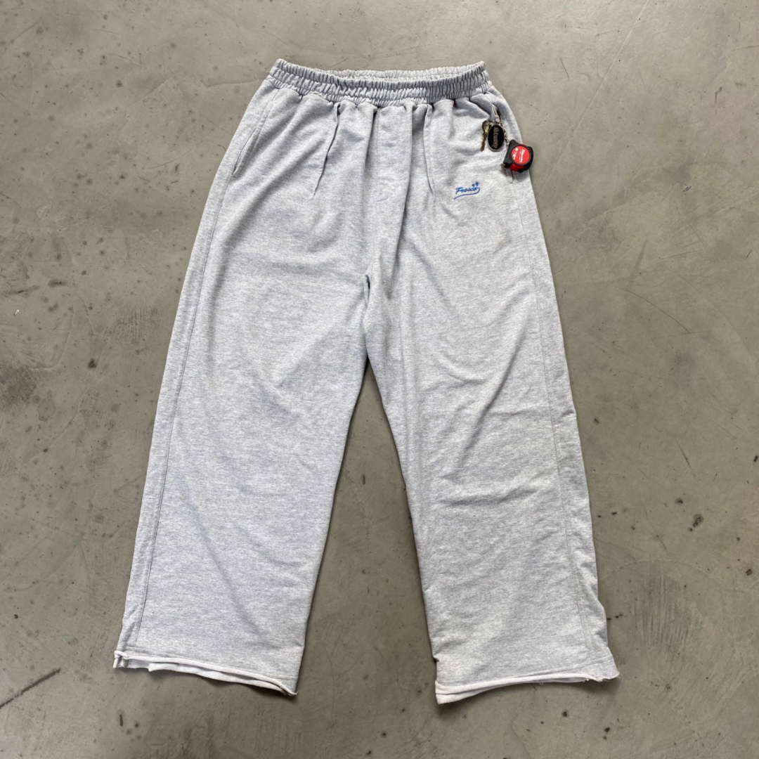 001 SUPER BAGGY PANTS