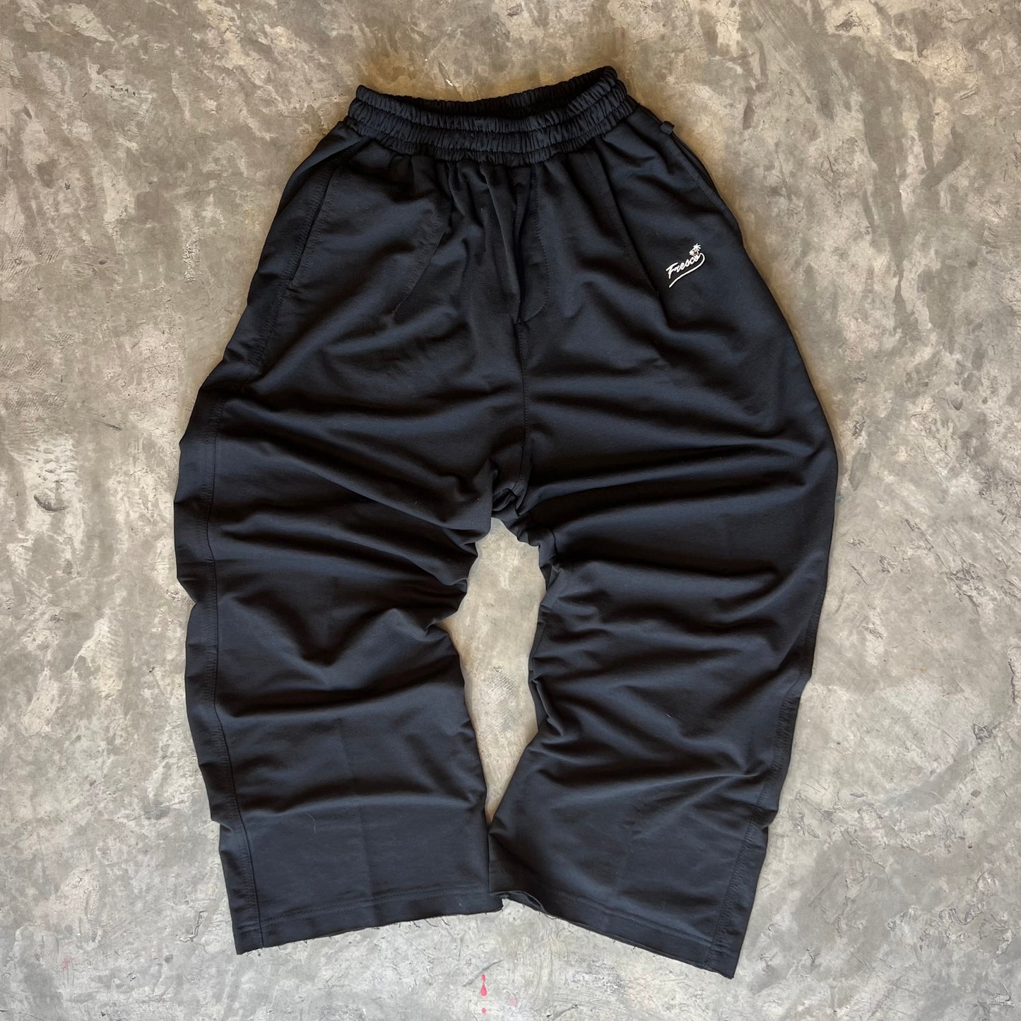 001 BLACK SUPER BAGGY PANTS